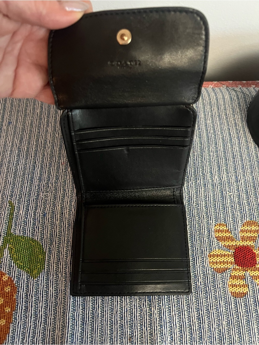 Coach Black Croc-Embossed Leather Wallet with Kiss-Lock - Picture 10 of 13